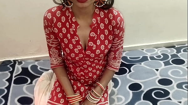 Desi Gaon Ki Bhabhi Ne Parlour Officer Ko Rishwat Na Dekar Apni Gori Gaand Chudwai, Hindi Mein Kadak Awaz
