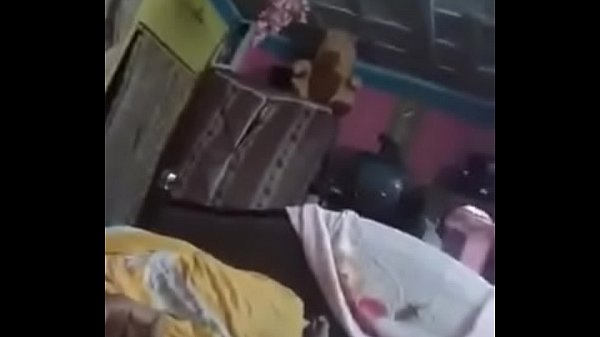 Pacar Desi Panas Menggila Di Ranjang