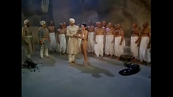 Kuburan India Yang Menggoda