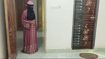 Aku Ngentot Adik Tiriku Karena Membiarkannya Main Game.