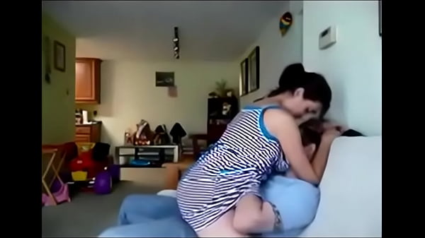 Gadis India Seksi Direkam Kamera Amatir Dengan Adegan Panas