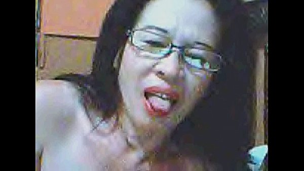 Filipina Main Webcam Sambil Buka-bukaan, Bikin Kel*r Bas*h!
