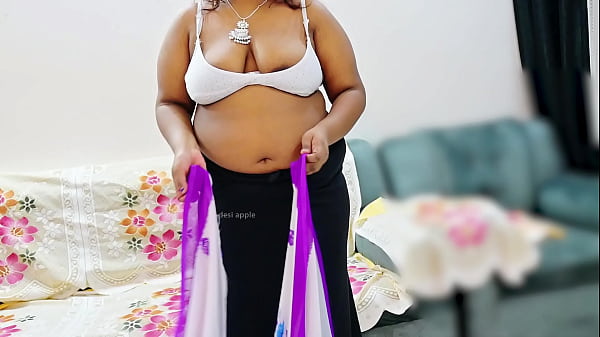 Bidadari India Dalam Balutan Sari Yang Menggoda