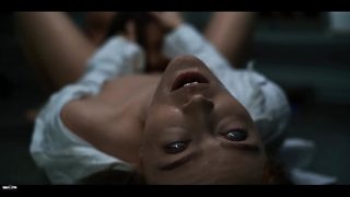 Alien Parasit Pengendali Pikiran Vs Cewek-cewek Seksi Bergoyang Erotis