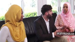 Ibu Tiri Berhijab Ingin Cucu, Rela Suami Yang Menghamili Putri Tirinya