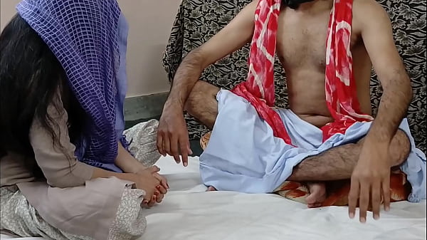 Baba Palsu Ngentot Bhabhi India Yang Panas Dan Menggairahkan