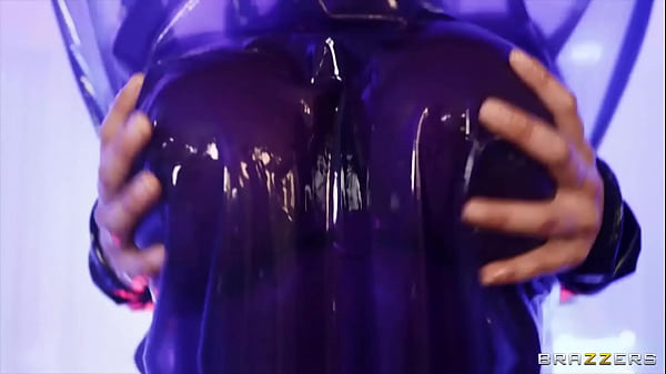 Cum Thru 4 – Brazzers – Unduh Full Video Di Zzfull.com/thr
