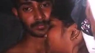 Adik Kakak Lagi Mainin Kontol Dan Memek Di Ranjang, Desahan Panas Penuh Nafsu.