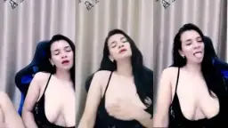 Amora Live Hot Buka Daleman, Goyang-goyang Bikin Meleleh, Siap Ngeresin Pikiranmu.