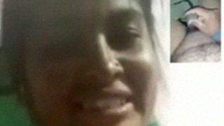 Malayali Aunty Pamer Tetek Bikin Cowok Coli Di Video Call.