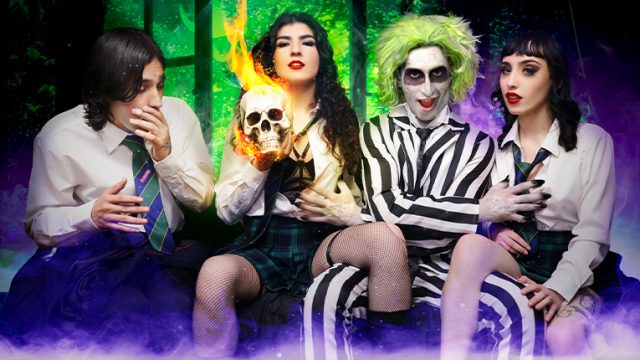 Ngentot Bareng Si Beetlejuice, Bilang Aja Nama Gua Tiga Kali Biar Langsung Crot!