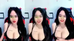 Ngentot Nih, Lihat Payudara Super Gede Si Uting Coklat Bikin Meleleh, Pingin Jilat Dan Remas Sampai Muncrat.