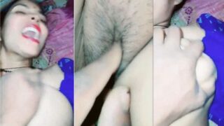 Suami Garuk-garuk Belek Istri Yang Basah Kuyup Di Video Desi Panas.