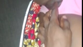 Tonton Video Bokep Cewek Desi Mabuk Telanjang, Crot Di Mana-mana!