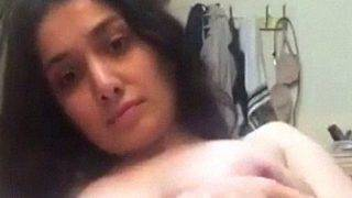 Tonton Video Cewek Pakistan Super Seksi Lagi Colmek Dan Mainin Lubang Sialan Sampe Muncrat