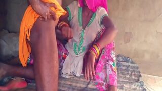 Tonton Video Mesum Desi India, Aunty Rajasthan Ngeseks Brutal Sama Cowok, Bikin Makin Horny!