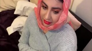 Video Mesum Bangladesh, Sange Berat Si Montok Montit Sama Selingkuhannya