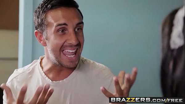 Brazzers – Toket Gede Seragam – (mackenzee Pierce) – Babu Perancis Nakal Yang Bikin Mendingan