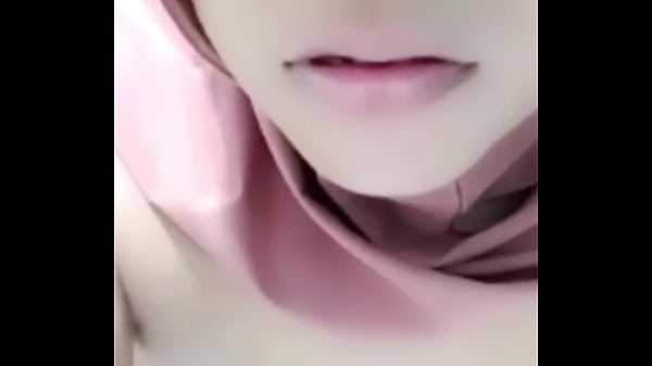Masturbasiin Dong, Memek Gue Udah Gatel Banget Pengen Digenjot Keras-keras.