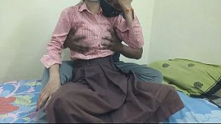 Cewek Kuliahan India Digebukin Kontol Pacar Di Kamar, Crot Penuh Memek Basah!