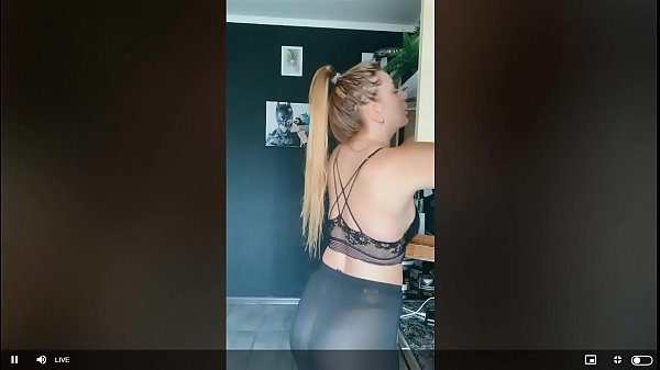 Rusa Montok Dengan Pantat Seksi, Stoking Tipis Tembus Pandang – Bigo Live Bikin Makin Liar