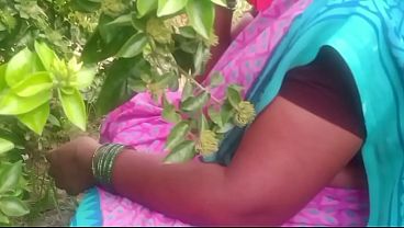 Desahan Bhabhi India Di Sawah, Ngewe Liar Di Kampung Bikin Makin Basah.