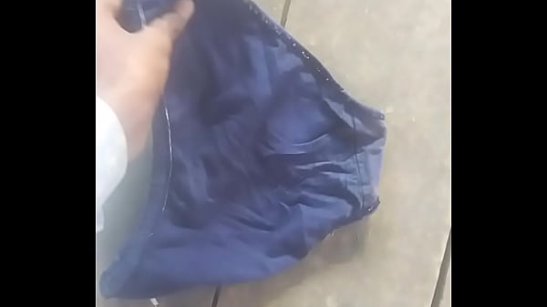 Desi Montok Seksi, Cewek Gemoy Nan Menggoda, Main Asmara Panas Di Ranjang.