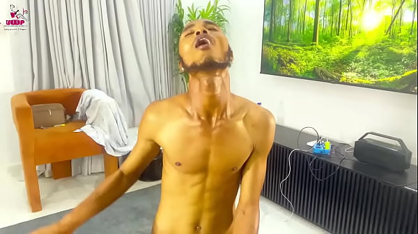 Titit Kakak Tiri Nempel Di Pantat Adik Tiri, Sambil Ngegenjot Kayak Binatang Liar.