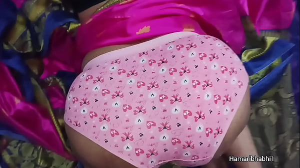 Bokep Bhabhi Desi India Lagi Ngewe Gila-gilaan, Crot Di Mana-mana.