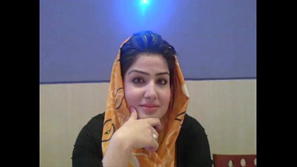 Cewek-cewek Hijab Pakistan Yang Seksi Banget Lagi Ngomongin Soal Seks Arab Muslim Paki Pake Bahasa Hindustani, Bikin Makin Pengen Ngewe.
