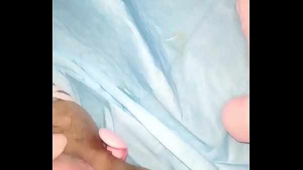 Cewek China Ngentot Sendiri Sampe Crot, Lubangnya Penuh Semua