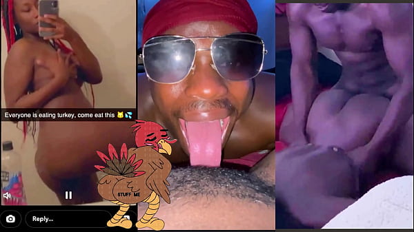 Semua Orang Makan Kalkun, Aku Lagi Jilat Memek