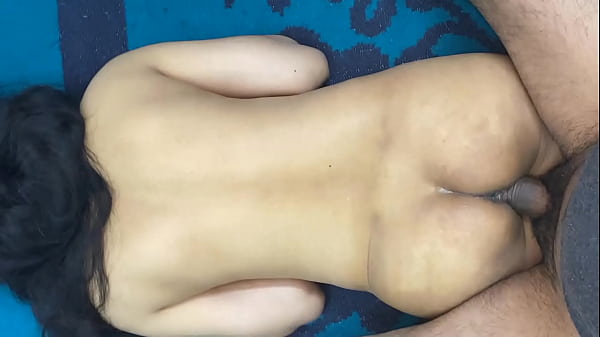 Bini India Lagi Panas, Bokongnya Dipijit Sambil Ditusuk Kontol Gede Sampe Meraung-raung Nggak Karuan.