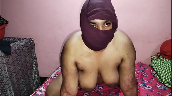 Make-up Wala Gandu Ghar Pe Aake Hot Indian Model Client Ki Gand Tod Chudai Kiya, Hindi Audio Me Moan Sunai De Raha Hai.