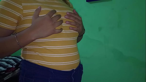 Cewek Desi India Ngegas Masukin Vibrator Ke Dalam Lubang Pantat Gede Nya Yang Basah