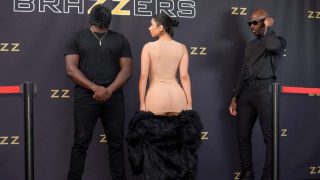 Brazzers – Si Violet Ngebut Pake Lubang Anjingnya, Bikin Pikiran Lo Meleleh