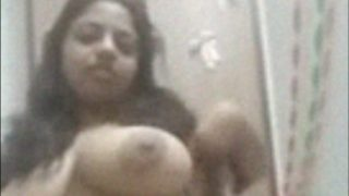 Lihat Video Selfie Telanjang Si Kerala Mulachi Paru, Bikin Kontol Tegang!