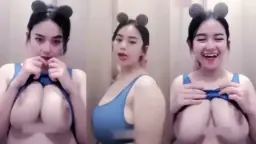 Toge Montok Ngehost Sambil Merangsang, Sange Banget!