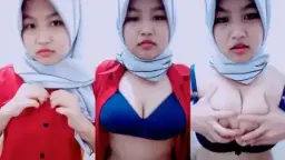 Ukhty Cantik, Remesin Aja Tuh Toket Bulat Gede Yang Bikin Ngilu Pengen Dijilat.