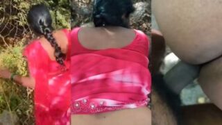 Video Desi Cabul: Ibu-ibu Desa Ngentot Di Kebun, Bagian Pertama