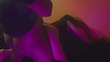 Gadis Asia Nakal, Hope, Siap Nampung Muntahan Kontol Di Belakang