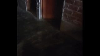 Ibu Muda Janda Ngajak Masuk Rumah Demi Duit, Kasih Lihat Semua Yang Bisa Digapai.