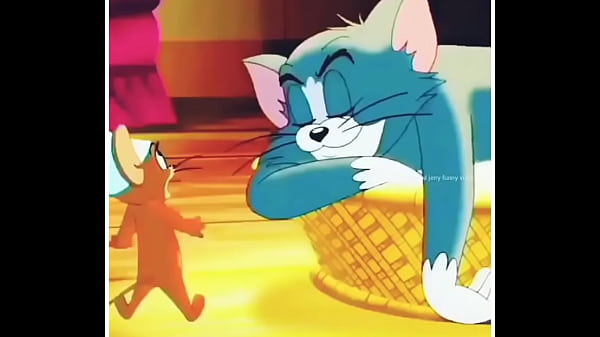Tom Dan Jerry Saling Nge-godain Di Atas Ranjang, Gak Ada Yang Mau Kalah Senggol-senggolan Basah.
