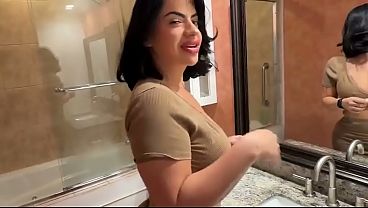 Ibu Tiri Latin Montok Nih Pengen Ngewe Panas-panasan Bareng Lissa Aires, Skenario Rumah Tangga Sama Scott Stark.