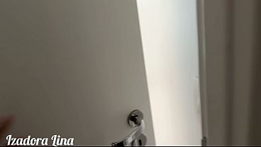 Ngentot Sama Temen Sementara Bokap Di Kamar, Nyaris Kepergok. Gue Naik Ke Kontol Dia Nikmat Banget.