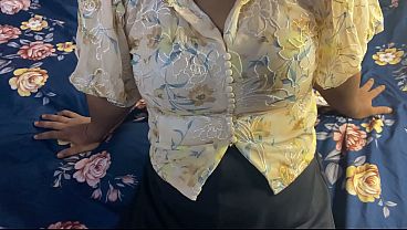 Nagma Bhabhi Digebek Hujan-hujanan, Suara Hindi, Video Porno Xxx Baru Yang Bikin Muncrat