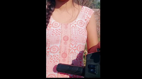 Desi Randi Ko Sadak Se Utha Kar Kuttiya Ki Tarah Choda, Chikhati Rahi Magar Kisi Ne Nahi Bachaya