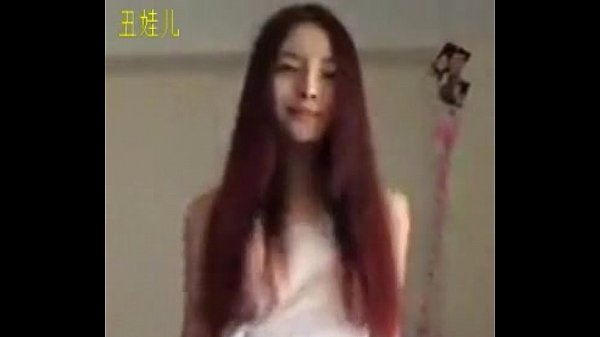 Tarian Seksi Cewek China Bikin Kelamin Tegang, Goyangannya Bikin Pengin Ngerasain Langsung.