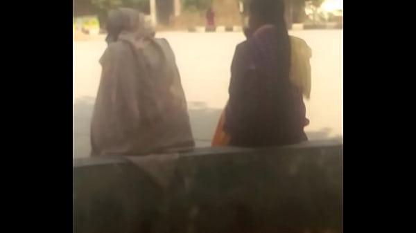 Ngentotin Cewek India, Memeknya Becek Banget
