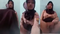Gadis Sma Toge Elus Memek Basah Sampai Njerit Keenakan